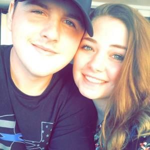 Meet your Posher, Devin